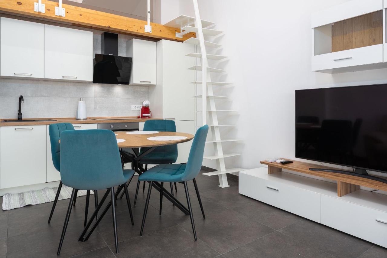 Gallery Apartment In Skrbcici Exterior photo